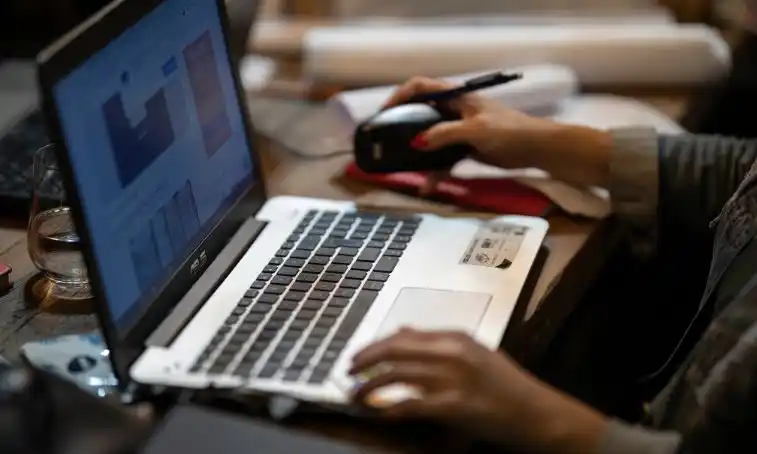 Cómo maximizar los beneficios de los servicios de mantenimiento informático en Huelva